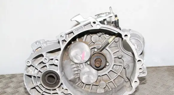 Volkswagen Amarok Manual 6 speed gearbox TGJ