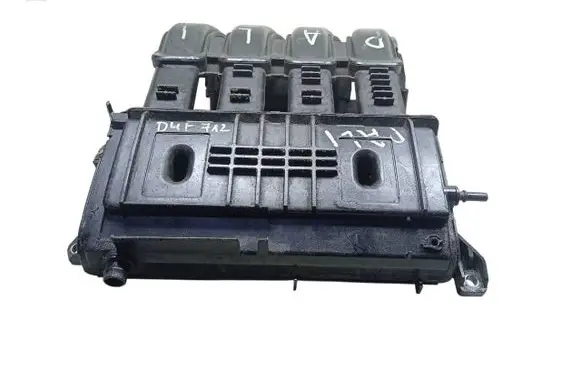 Renault Clio II Intake manifold 8200166856-kasacja 8200166856 8200166869