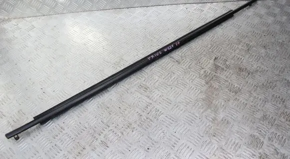 Toyota Prius (XW30) Other front door trim element