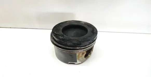 BMW 5 F10 F11 Piston 