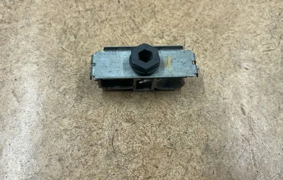 BMW 3 E46 Fuel line pipe 16136753249 6753249 34306773697