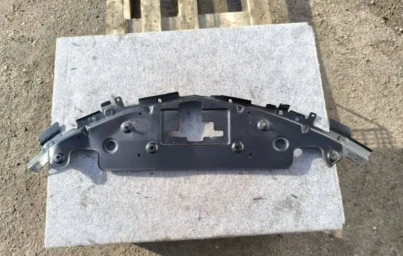 Chevrolet Camaro Top upper radiator support slam panel