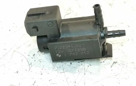 BMW 5 E60 E61 Turbo solenoid valve 1742712 72234100