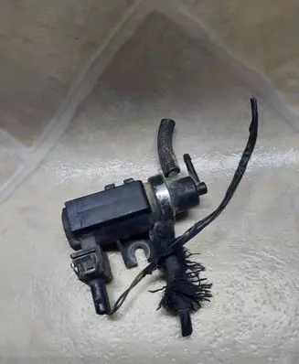 Ford Galaxy Turbo solenoid valve 1H0906627 96T052
