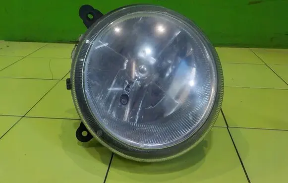 Jeep Patriot Headlight/headlamp PRZOD