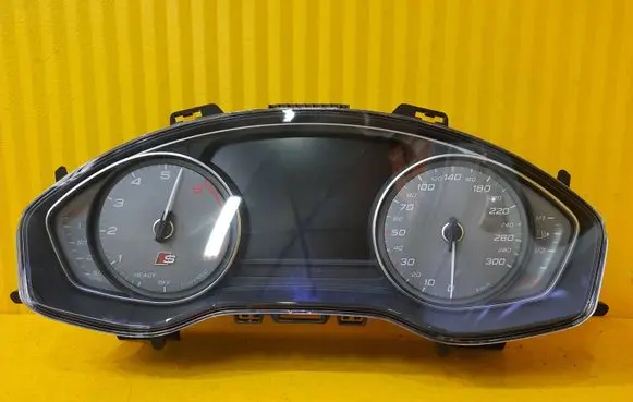 Audi A4 S4 B9 Speedometer (instrument cluster) 8W5920786M