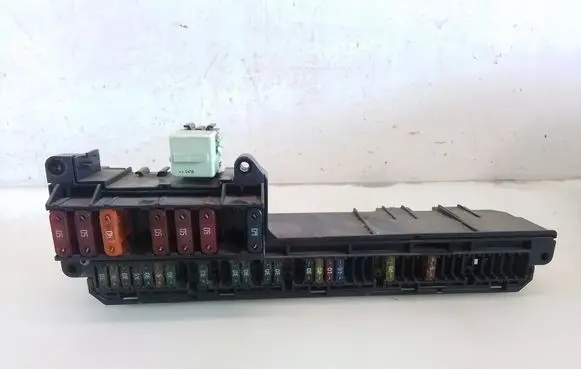 BMW 5 E60 E61 Fuse module 6114693245201