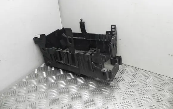 Chevrolet Cruze Car battery 13308434 VD18467 DEFEKTAS