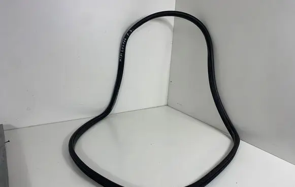 Mini Cooper Countryman R60 Front door rubber seal 9808548