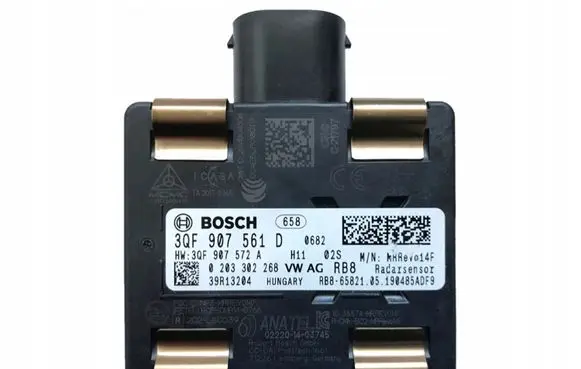 Volkswagen Golf VII Distronic sensor radar 3QF907561DQ2