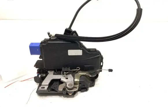 Skoda Fabia Mk1 (6Y) Front door lock