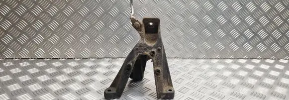Audi A6 S6 C6 4F Engine mounting bracket 4F0199308P