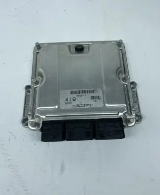 Volvo S40, V40 Engine control unit/module 0281011087 30630418