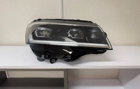Volkswagen Transporter - Caravelle T6 Headlight/headlamp 7L1941036D