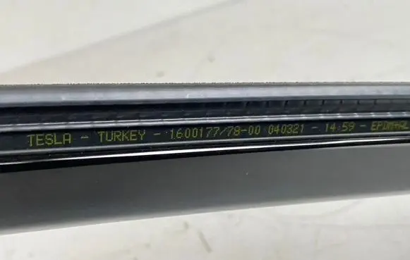 Tesla Model S Rear door trim (molding) 1600177