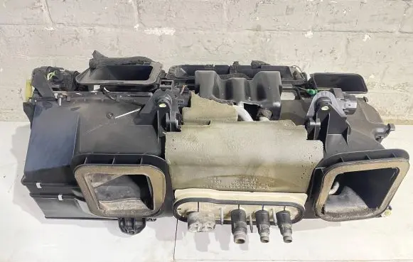 BMW 7 E65 E66 Interior heater climate box assembly 8379945 E3314R