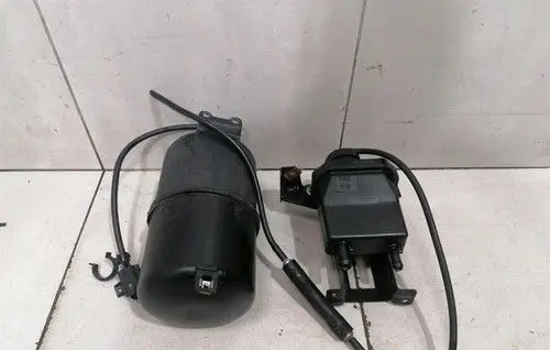 Ferrari 458 Power steering fluid tank/reservoir