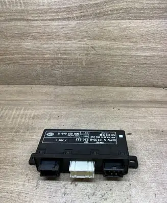 BMW 5 E39 Door control unit/module 6924933 5DK00704817 61356924933