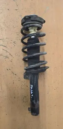 Volkswagen PASSAT B6 Front shock absorber with coil spring 0413031