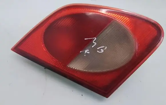 Mercedes-Benz E W210 Tailgate rear/tail lights