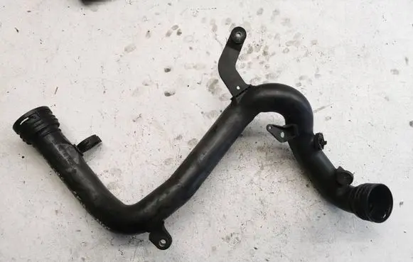 Volkswagen Golf V Intercooler hose/pipe 1K0145770B 1K0145762