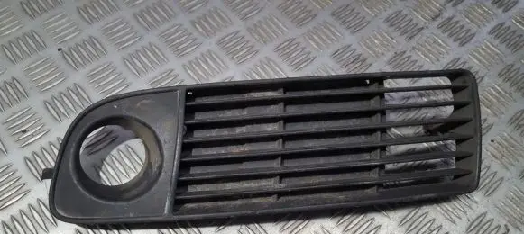 Audi A6 S6 C5 4B Front bumper lower grill 4B0807681 DN12550