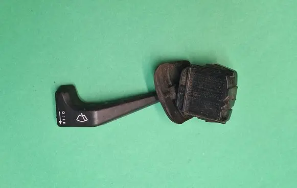 Opel Calibra Wiper control stalk 090243395 090243251 090243252