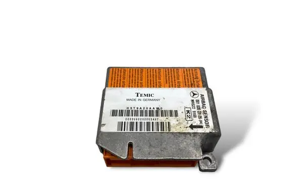 Mercedes-Benz E W210 Airbag control unit/module 0018202126
