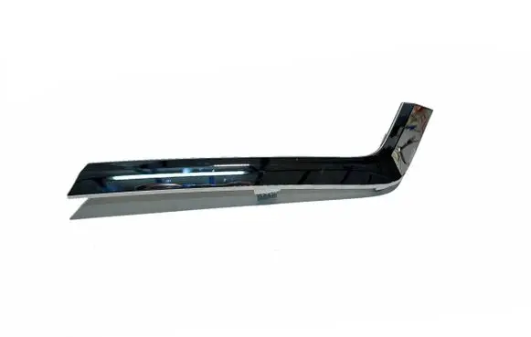 Toyota Hilux VIII Front bumper upper radiator grill 53124YP060 26815