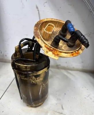 Volkswagen Touareg I In-tank fuel pump 229025004004