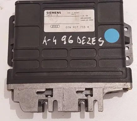 Audi A4 S4 B5 8D Gearbox control unit/module 01N927733R 5WP2113