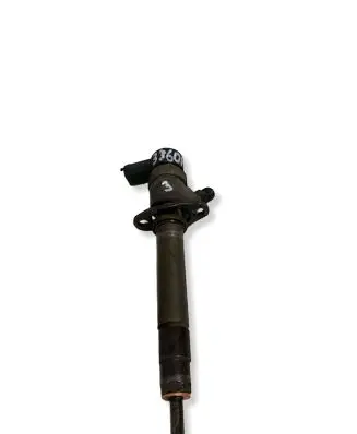 Volvo XC70 Fuel injector 8658352