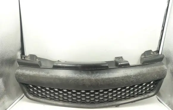 Opel Zafira B Front grill 179526