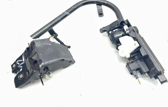 Mercedes-Benz CLK A209 C209 Loading door lock A1717500185