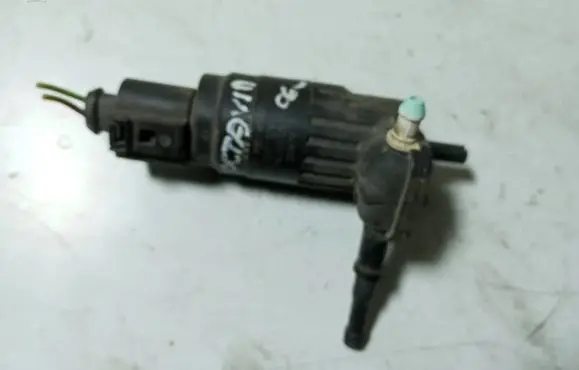 Skoda Octavia Mk2 (1Z) Windscreen/windshield washer pump 1T0955651A