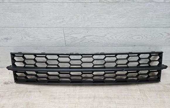 Skoda Octavia Mk3 (5E) Front bumper lower grill 5E0853677