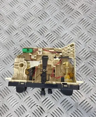 Opel Frontera B Climate control/heater control trim 
