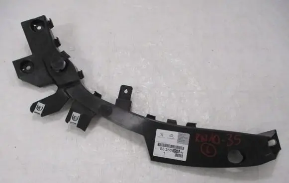 Citroen Jumpy Front bumper mounting bracket 9826095680
