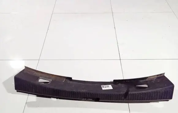 Other trunk/boot trim element