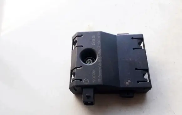 Antenna control unit