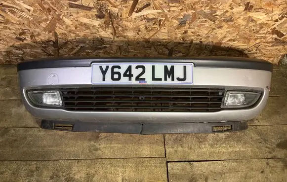 Opel Zafira A Front bumper 90580620