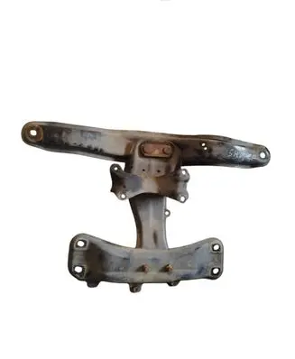 Subaru Forester SH Gearbox mounting bracket