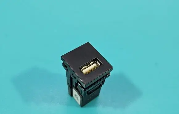 Toyota Corolla E210 E21 USB socket connector IMPRK1574677