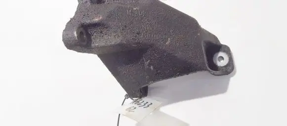 Audi A4 S4 B5 8D Engine mounting bracket 8d0199307h