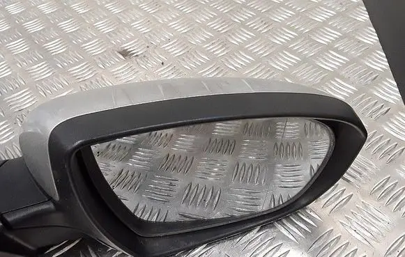 KIA Optima Front door electric wing mirror e4023373 e4023374