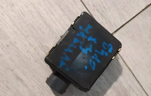 Jaguar XJS Distronic sensor radar KY32-9G768-AD