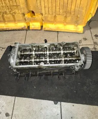 Volkswagen Golf VII Engine head 04L103308C