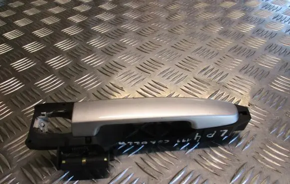 Toyota Corolla E120 E130 Front door exterior handle