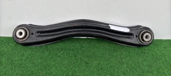 Mercedes-Benz ML W166 Rear control arm A1663520405