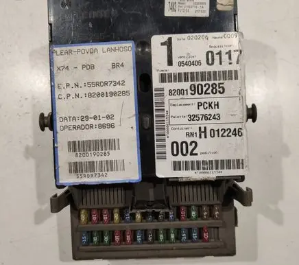 Renault Espace - Grand espace IV Comfort/convenience module 8200192469 74N3 8200148810A
